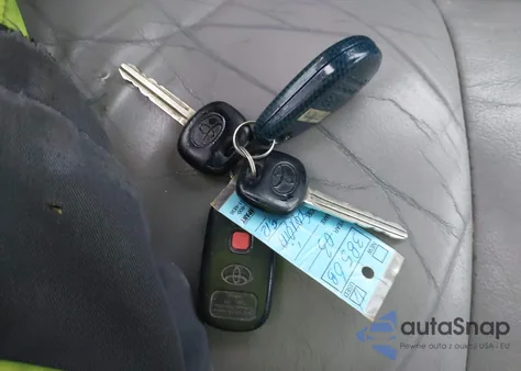 2003 Toyota Sequoia Sr5 V8 from USA, damaged, VIN 5TDBT44A23S140109